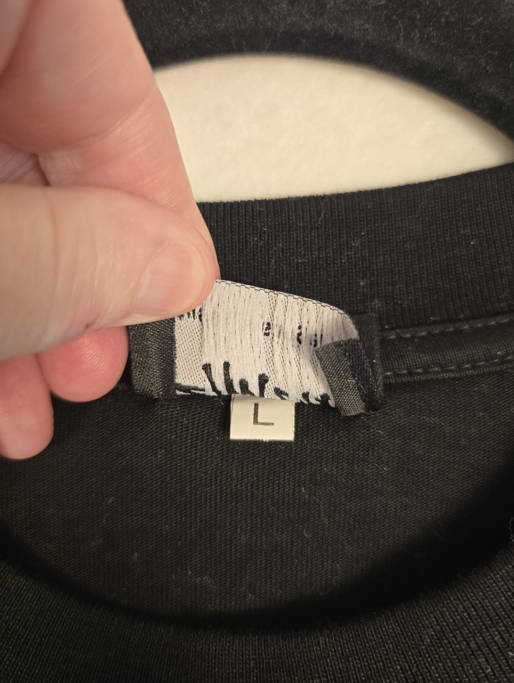STUSSEY Black S Sleeve Cotton Tshirt. SPRING 20 INTERNATIONAL DESIGN GROUP. sz L - Picture 5 of 8